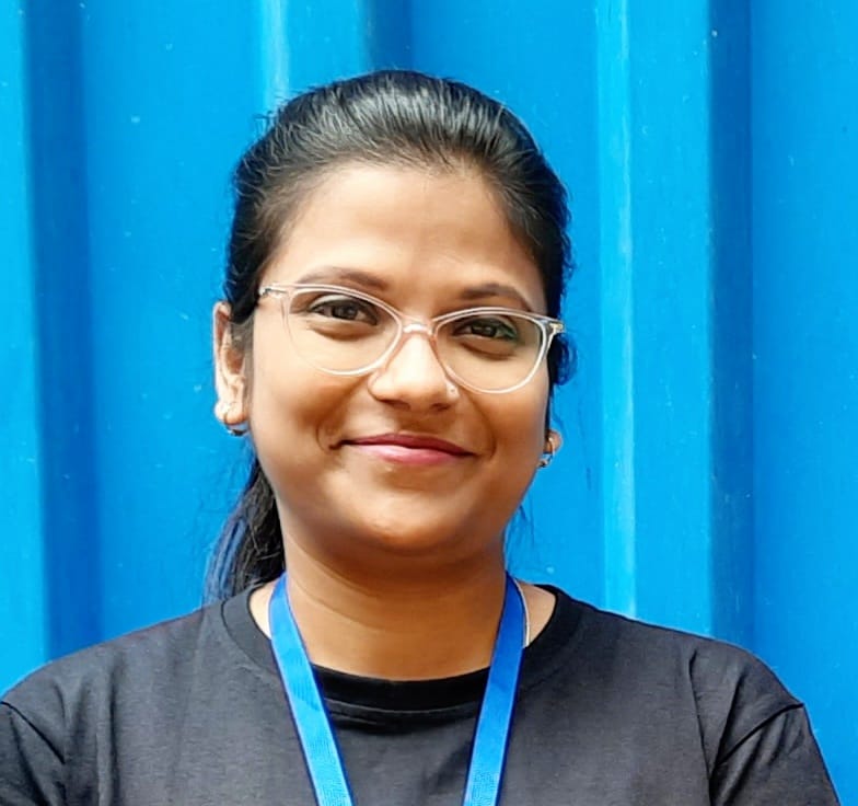 Dr. Stuti  Saxena